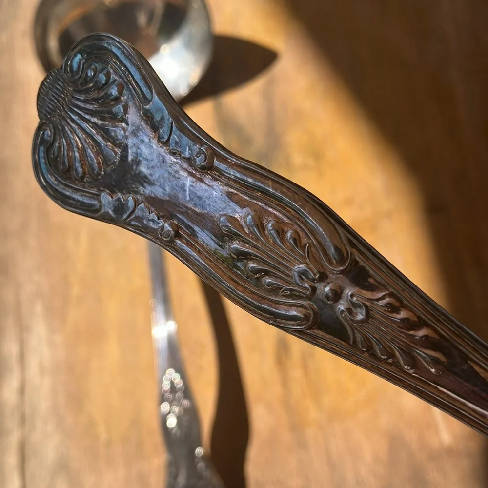 Sheffield England 20th Palmette Shell Kings Silver Plated Ladle & Serving Spoon